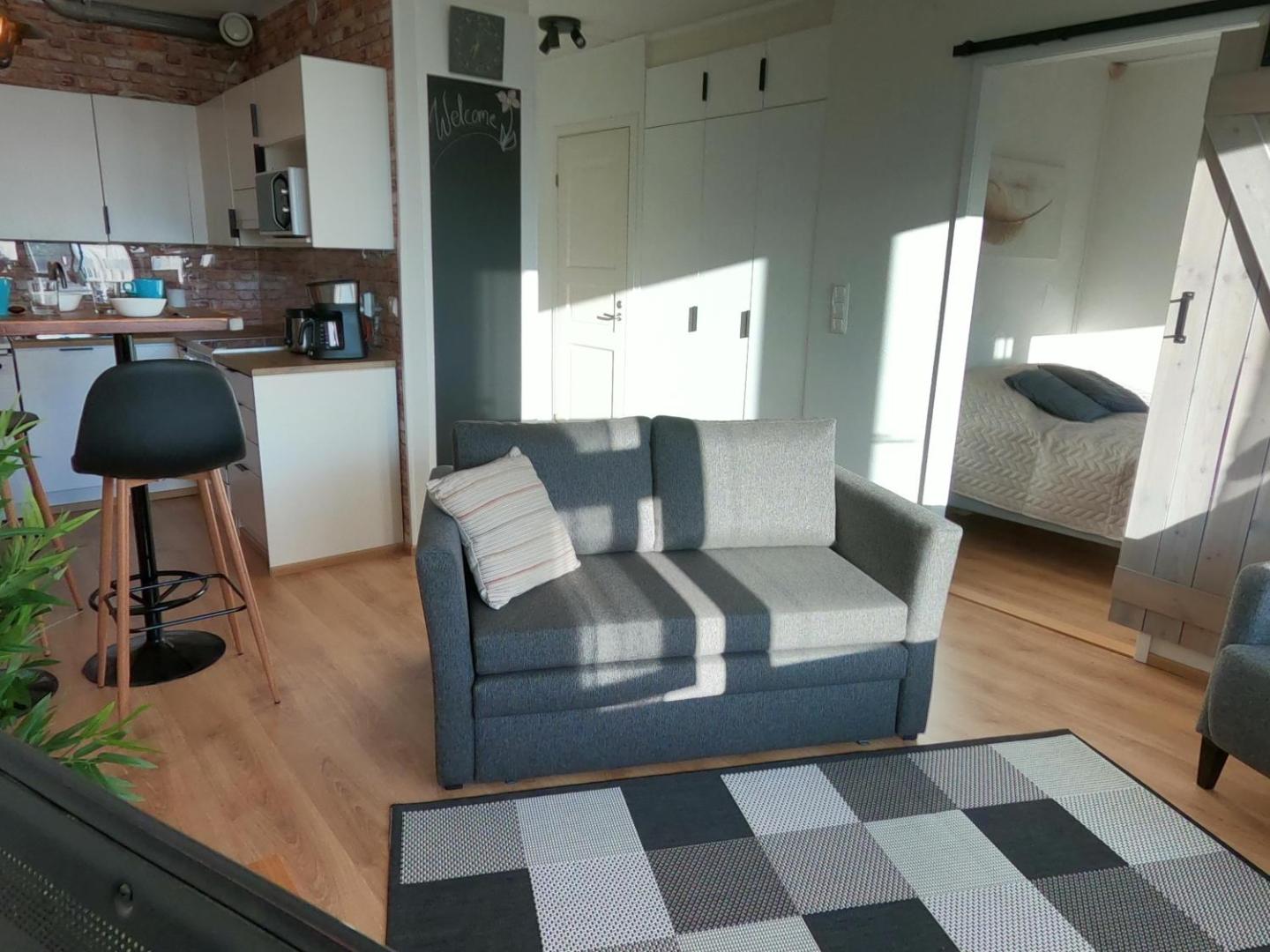 Herostreet Apartment 9 5