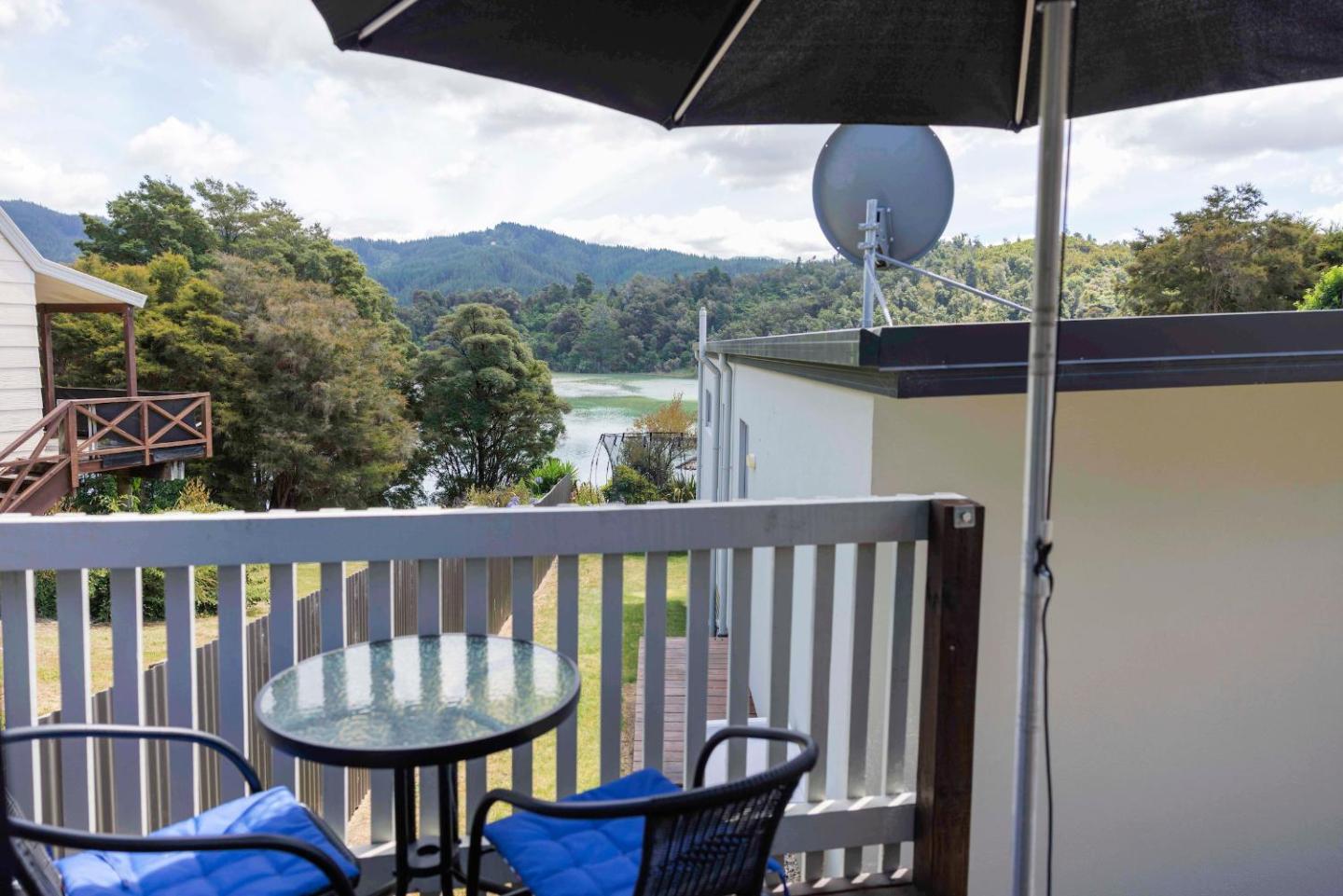 Rowling Road Studio – Cosy Kaiteri Base 3