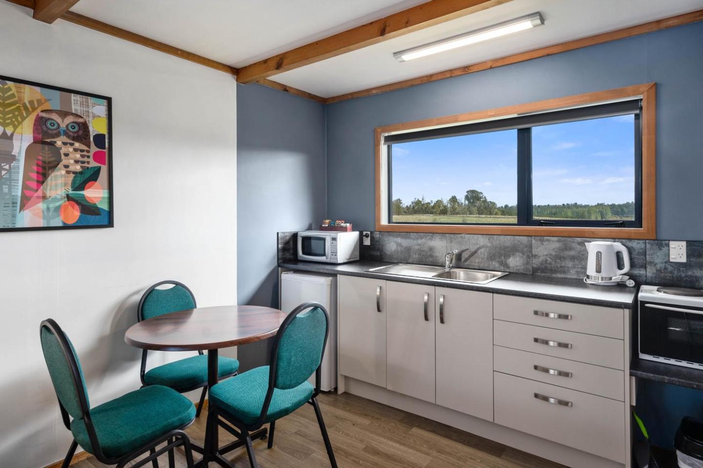 Mountain Heights Lodge 2