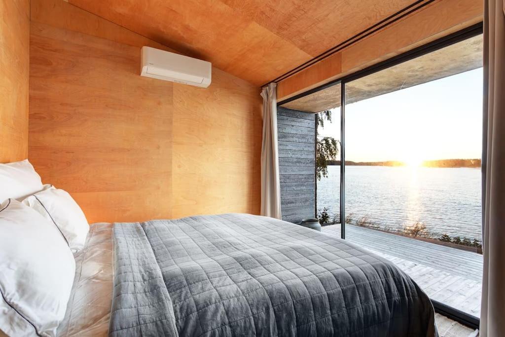 World's End - 2 Luxury Beachfront Villas (425m2) 2