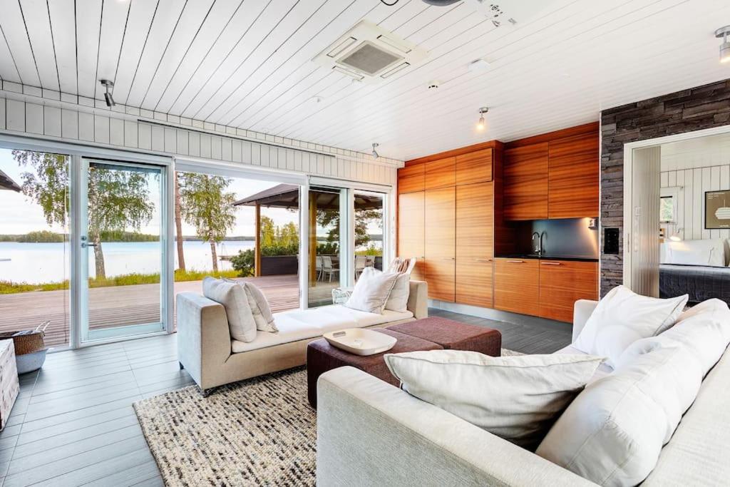 World's End - 2 Luxury Beachfront Villas (425m2) 5