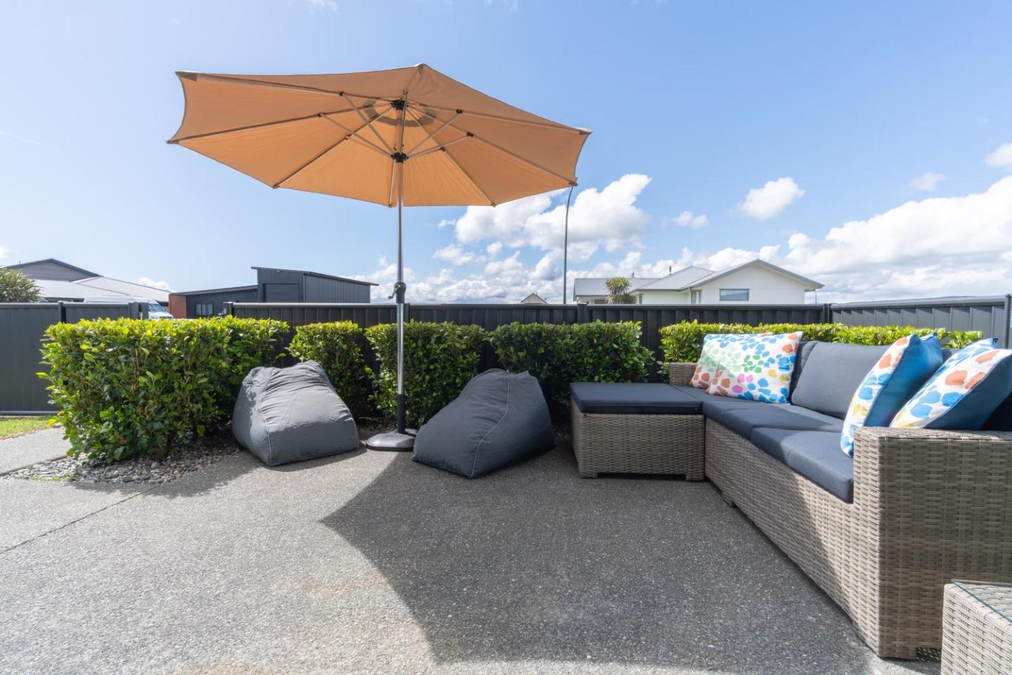 Pounamu Paradise - Te Anau Holiday Home 4