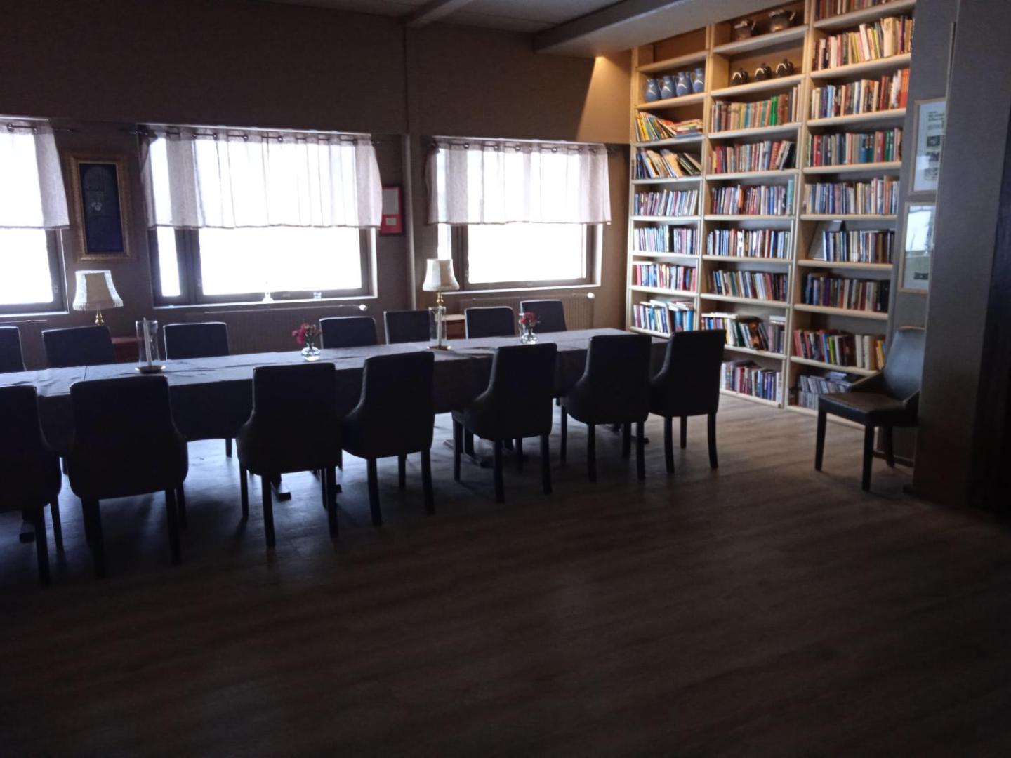 Ellivuori, Ellin Pooli 1 2