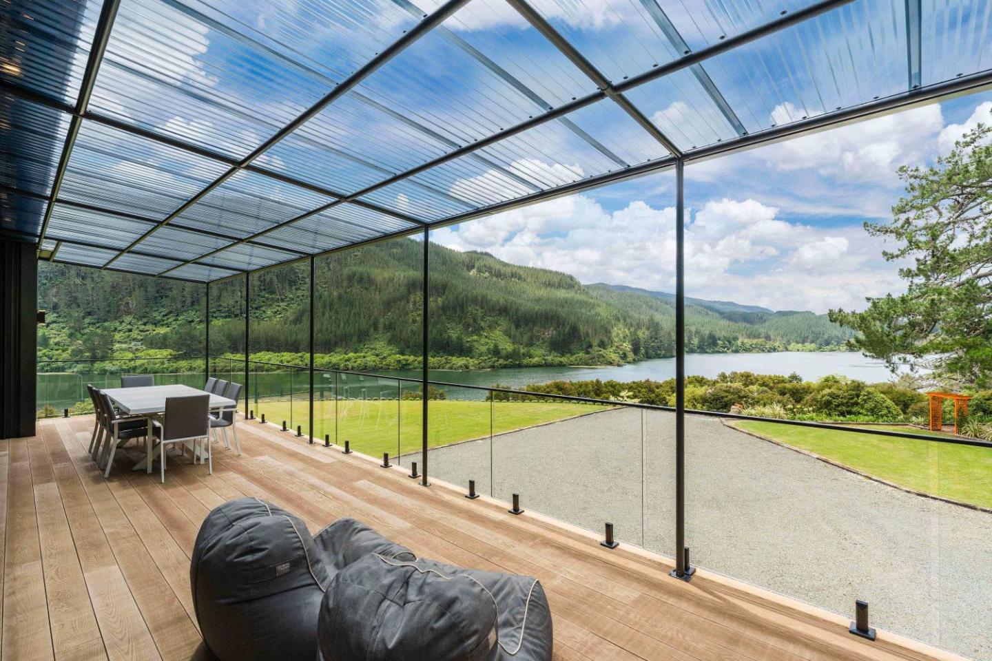 Lakeview Oasis - Lake Whakamaru Retreat 2