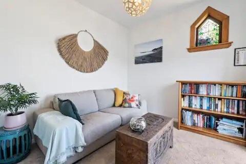 Seaglass Cottage 5