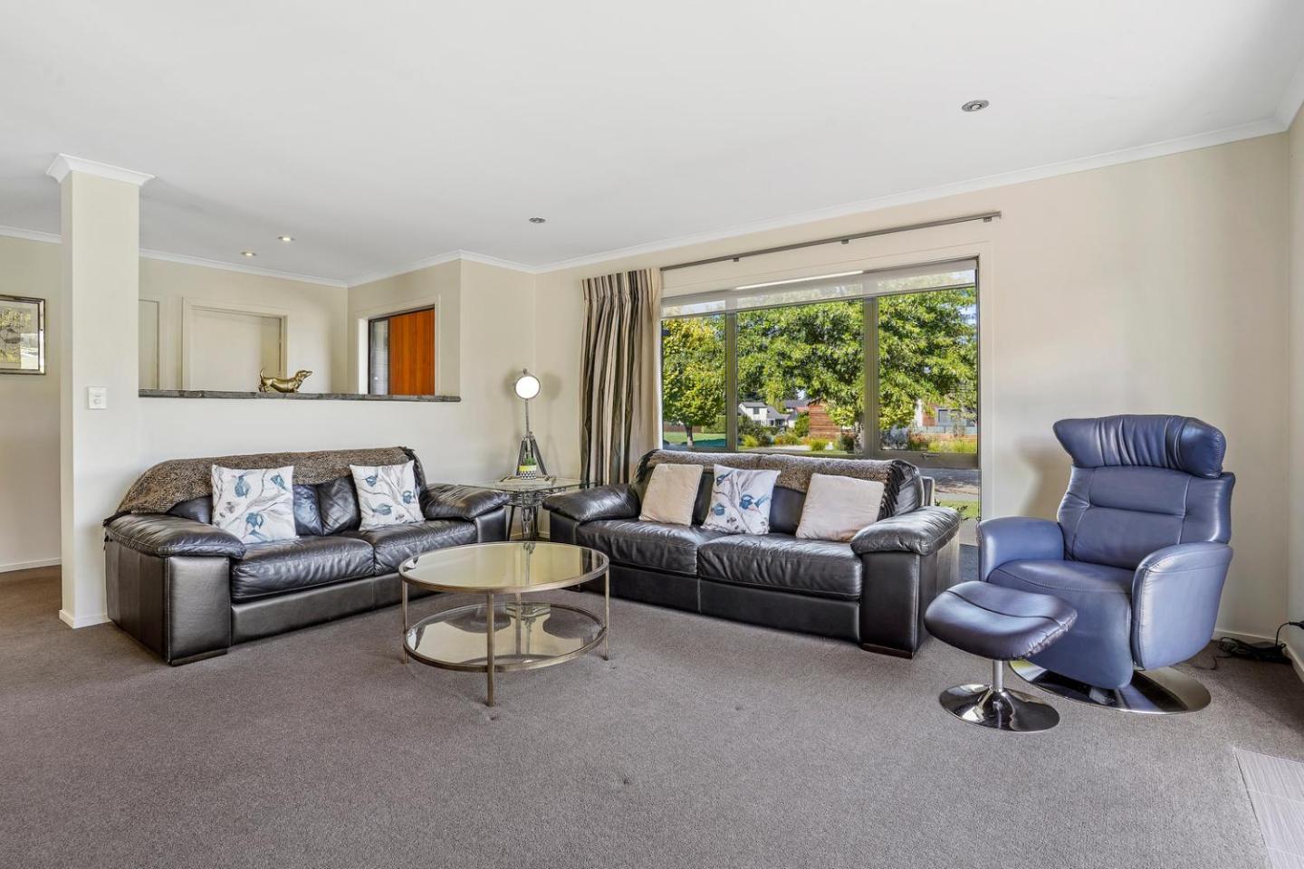 16 Rutherford Crescent 5