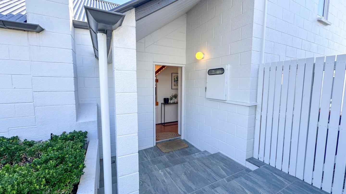 Sunset Sanctuary - Havelock North Holiday Home 3