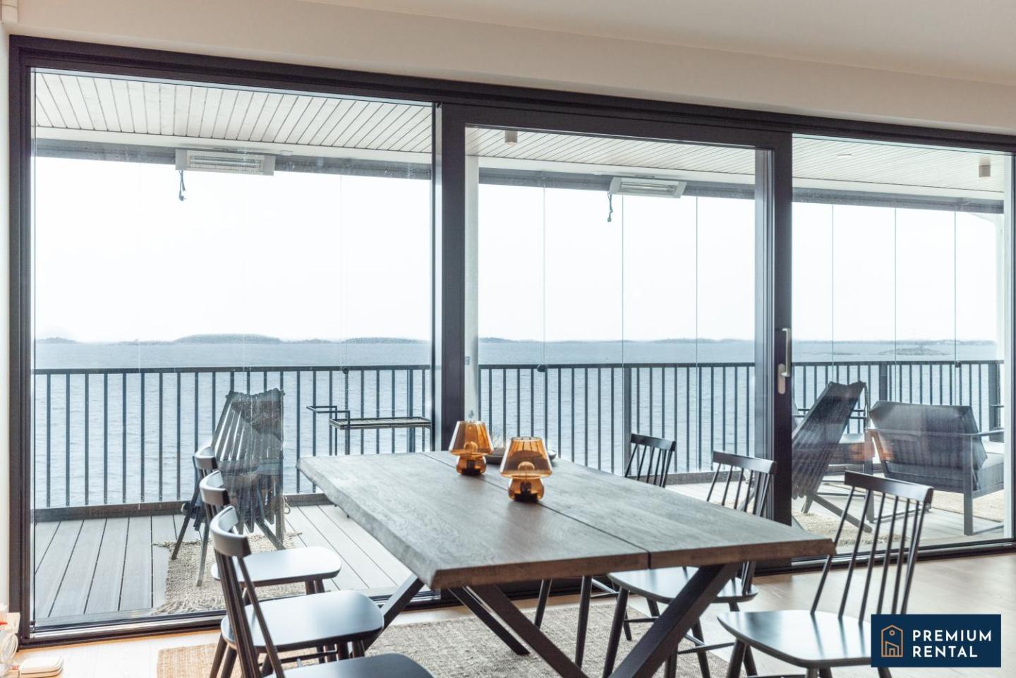 C44 Ultimate Luxury Waterfront Penthouse 3