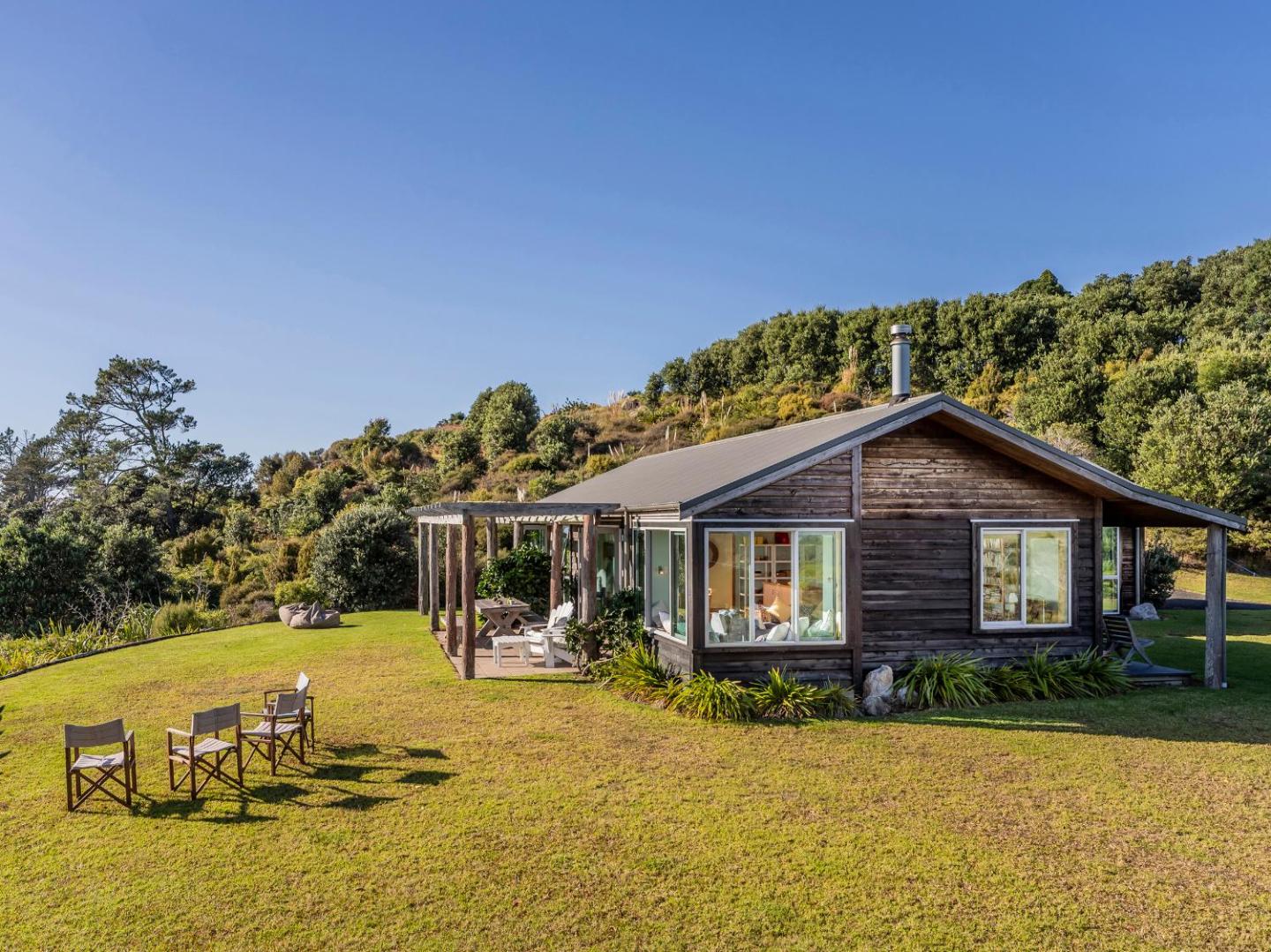 The Grandstand - Hahei Holiday Home 3