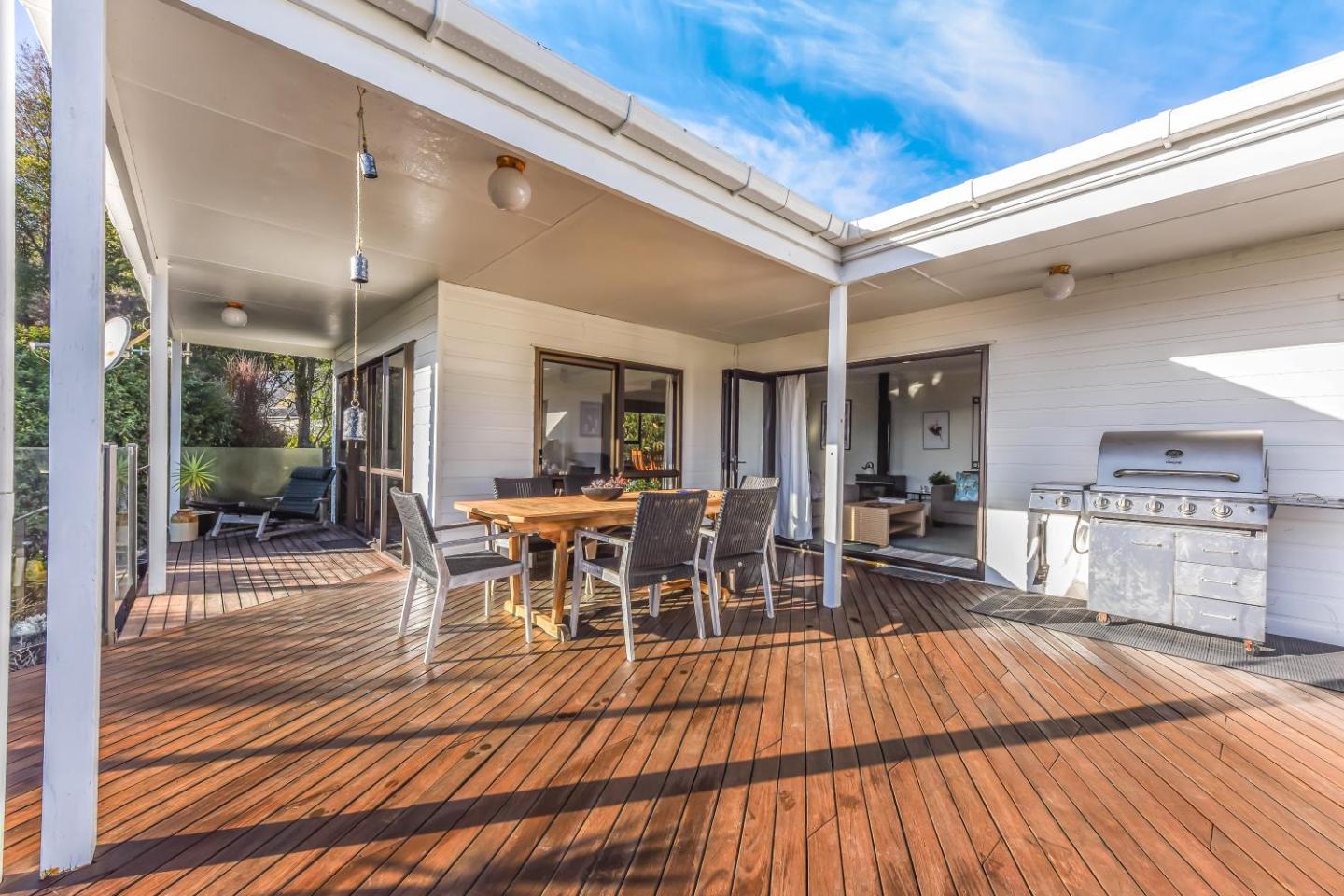 Moetapu Magic - Marlborough Sounds Holiday Home 4