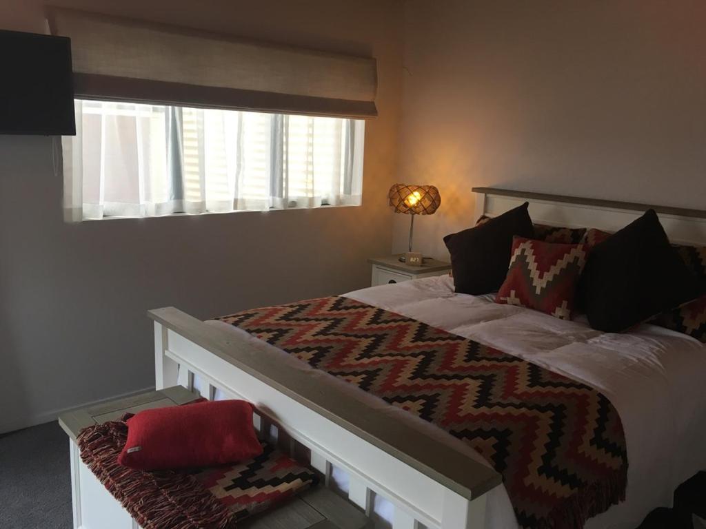 Coromandel Central Cottage Luxury W Spa 4