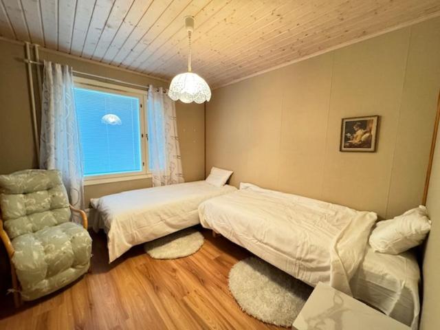 Ilona Apartment, Escape 2 2