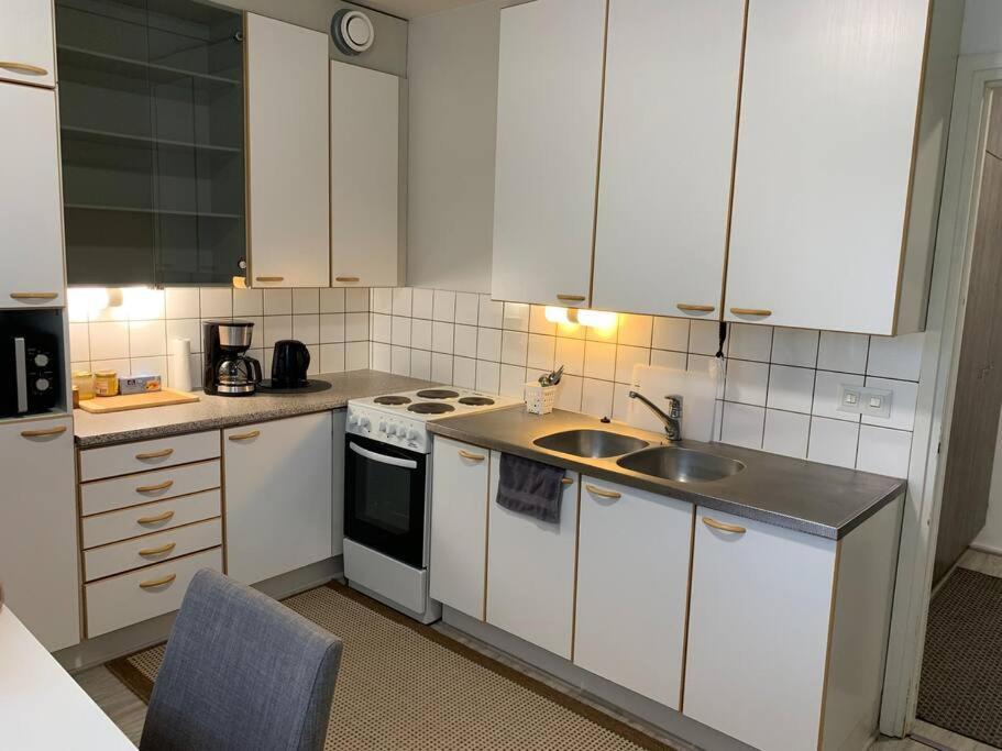 1br Apartment To8- Big Balcony, Free Parking 4