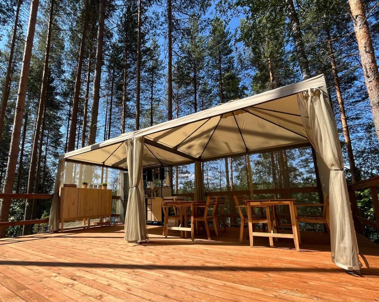 Tree Tents At Alaska Glamping Linnansaari 5