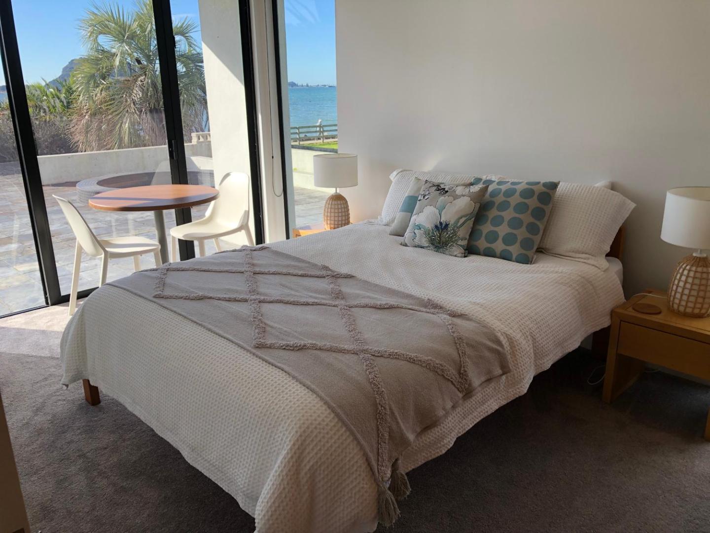 Guest Suite With Sea Views And Thermally Heated Hot Tub 4