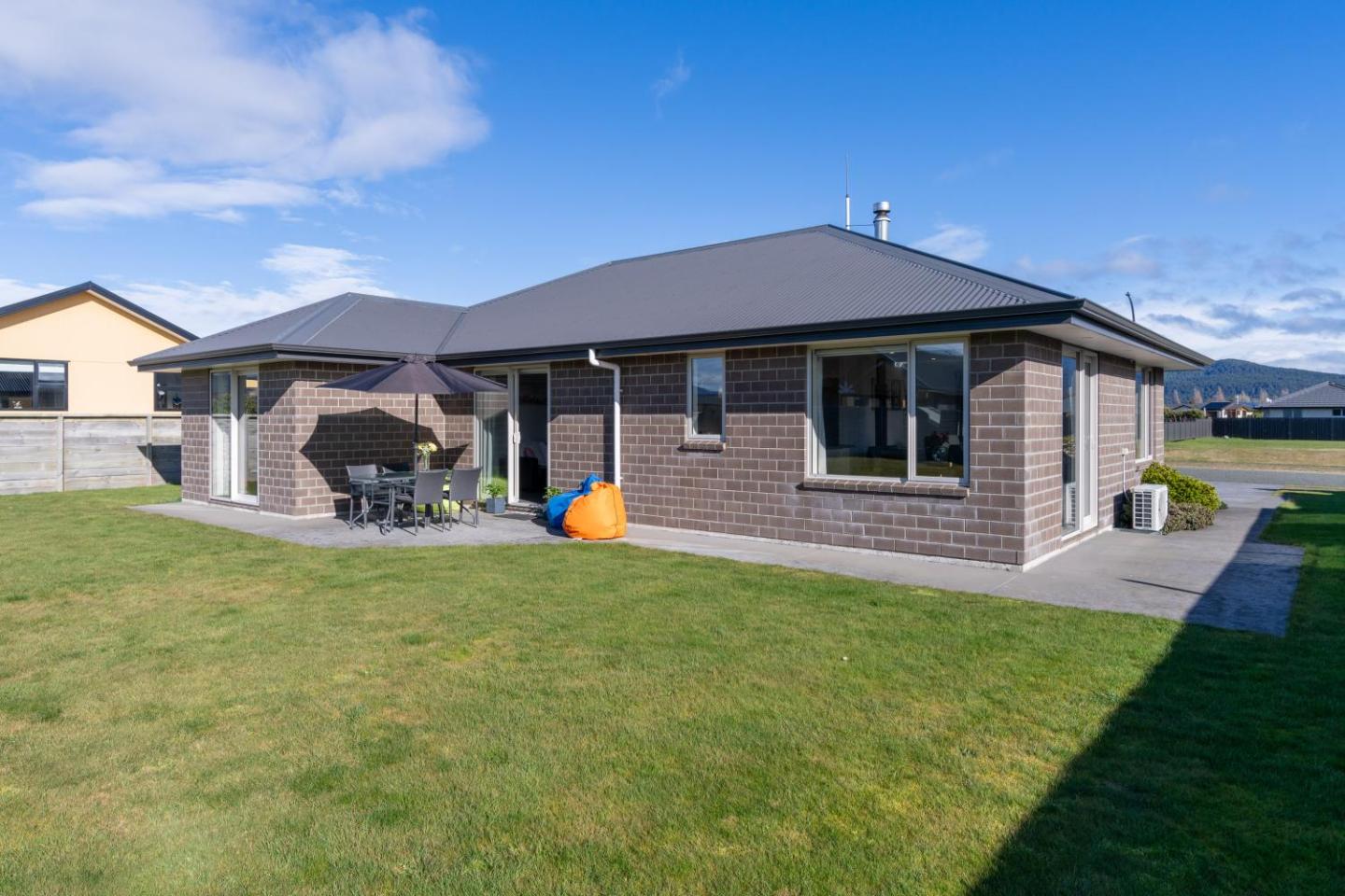 Cozy Haven - Te Anau Holiday Home 2
