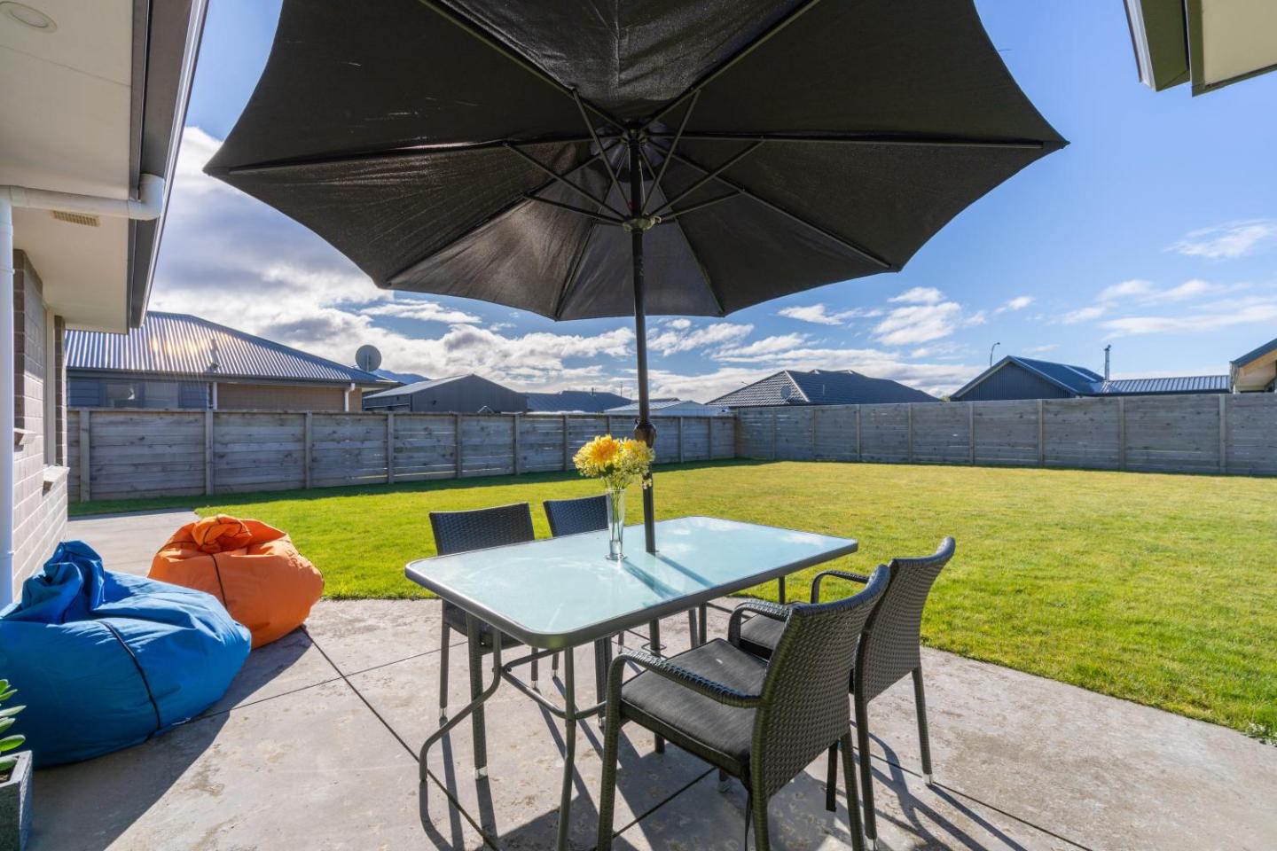 Cozy Haven - Te Anau Holiday Home 3