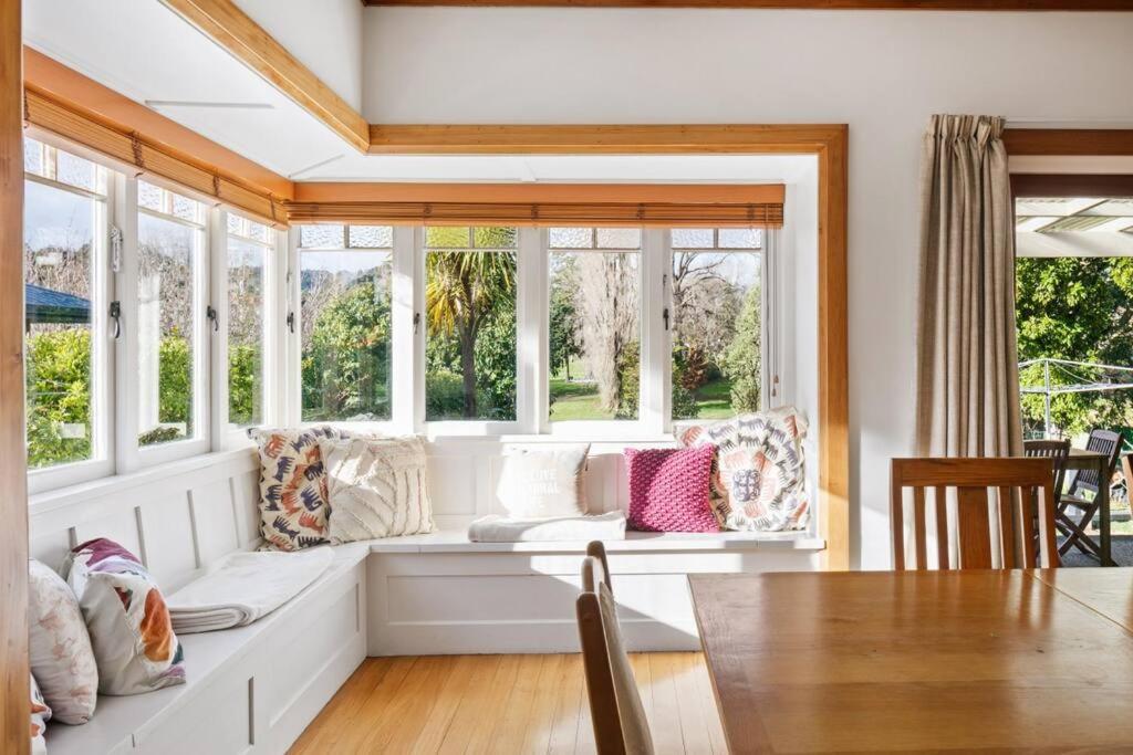 600m To Cbd - Riverfront Home 5