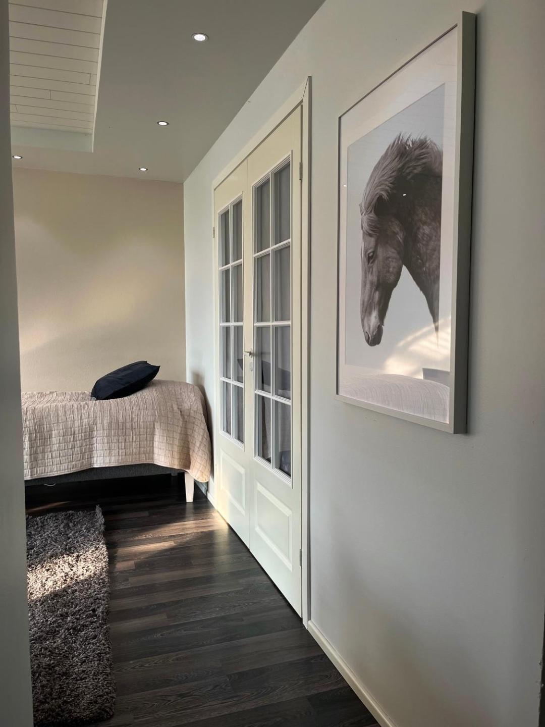 Cozy Apartment Near Santa Village W Free Parking 4