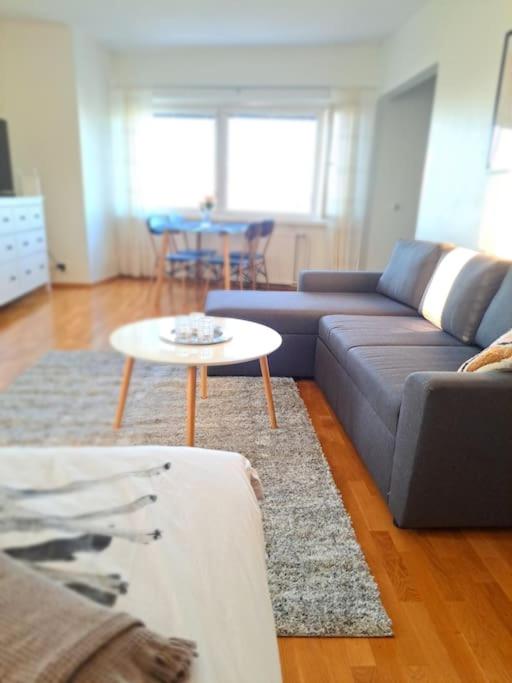 18 - Cozy Apartment With View, Top 7th Floor 5