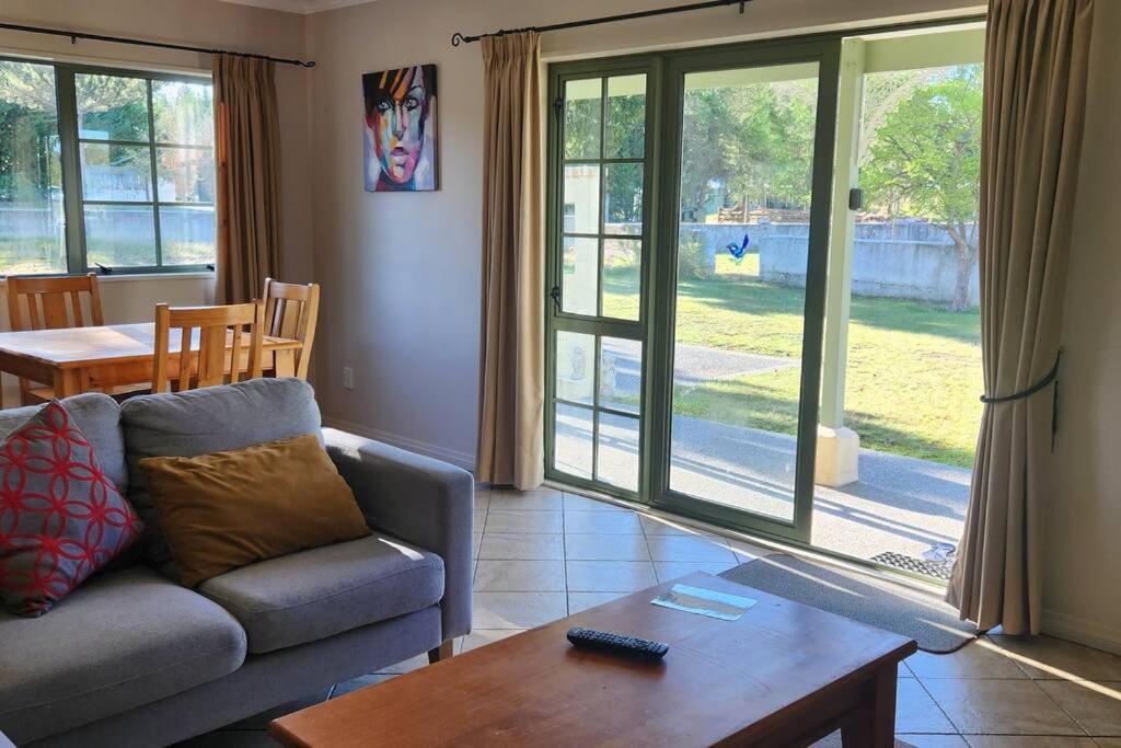 Pinegrove Cottages - Unit1 2