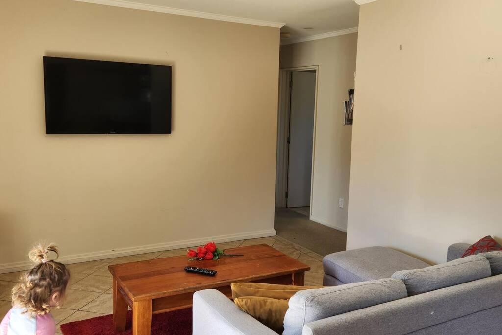 Pinegrove Cottages - Unit1 3