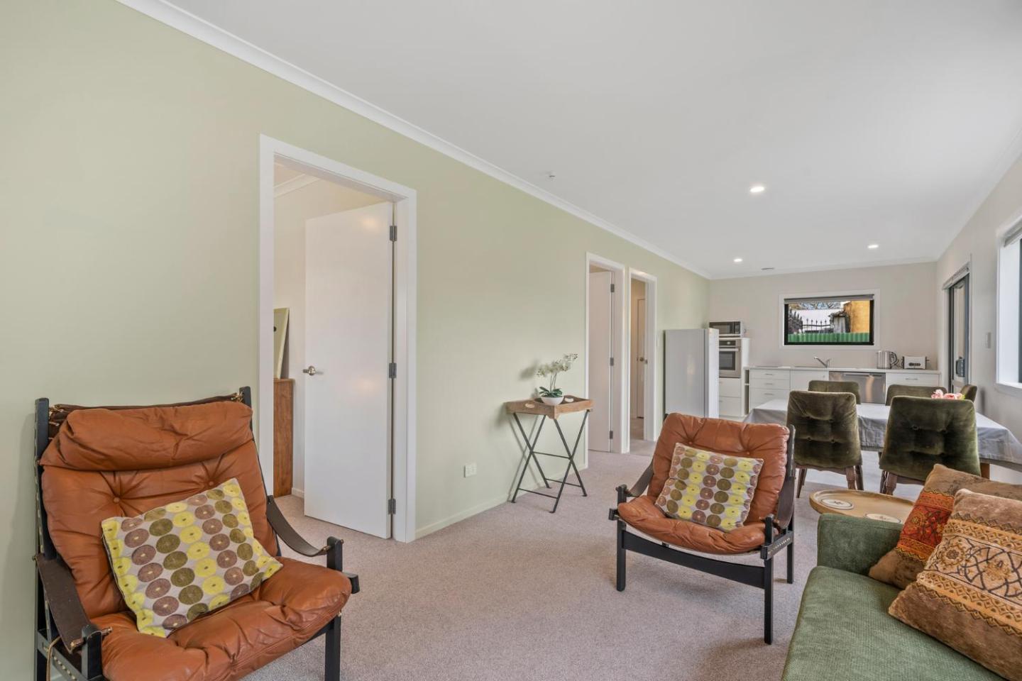 Birch Cottage - Greytown Holiday Home 5