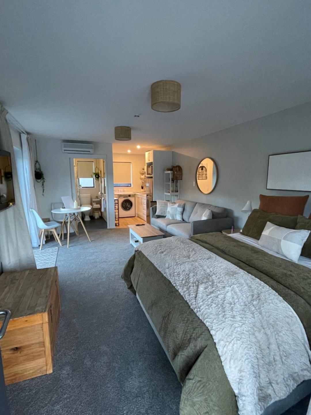 #1 Glenorchy Alpine Deluxe Suite 1