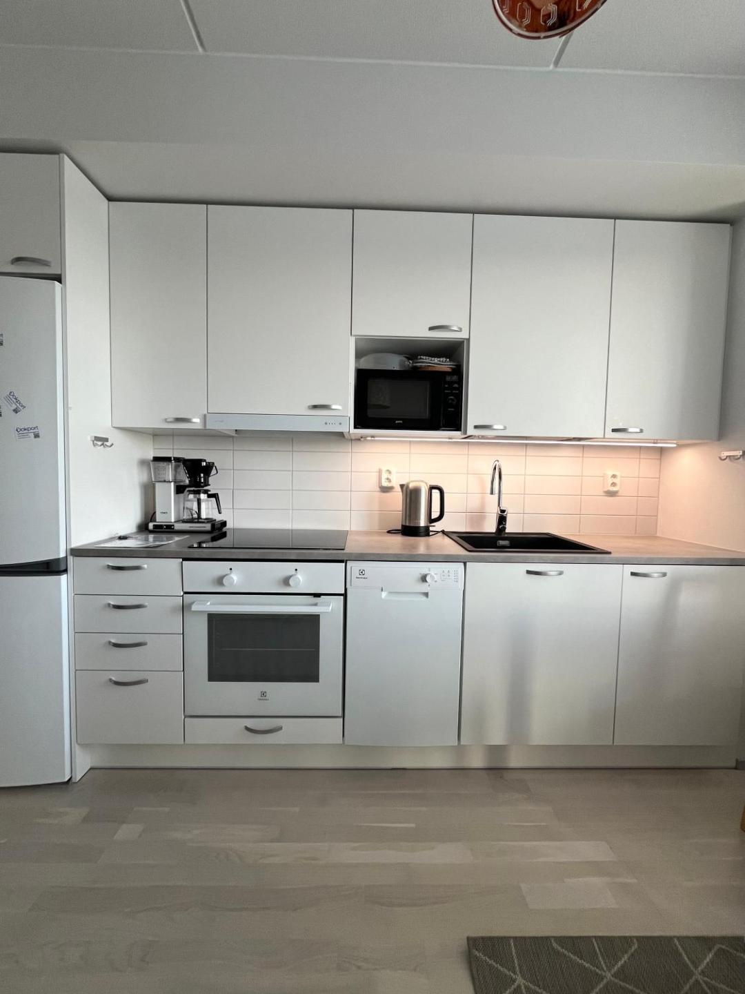 Comfort&cozy Studio Near Metro 4