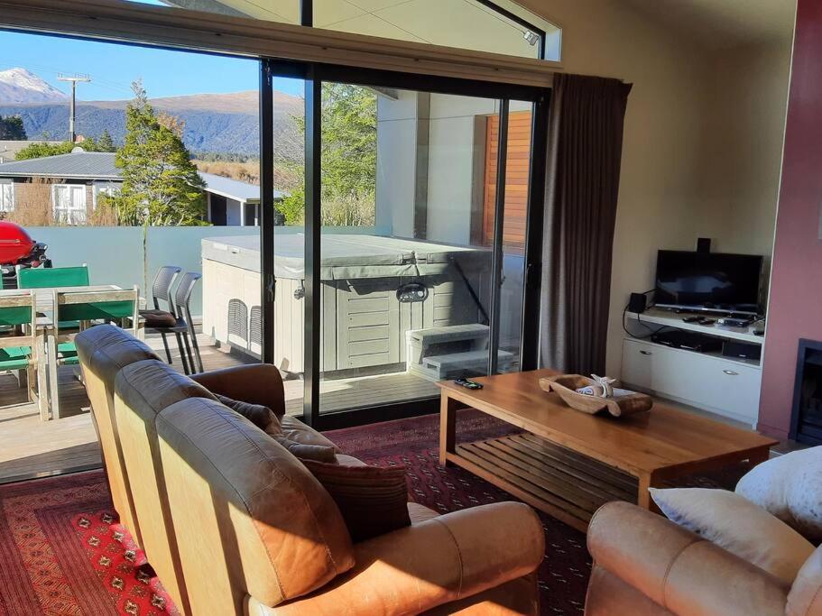Executive Stay Tongariro 4
