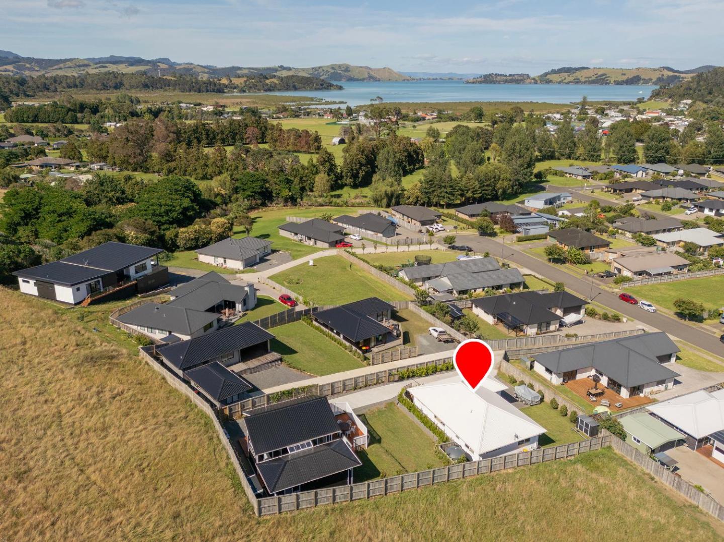 Greenhills Charmer - Coromandel Town Holiday Home 2