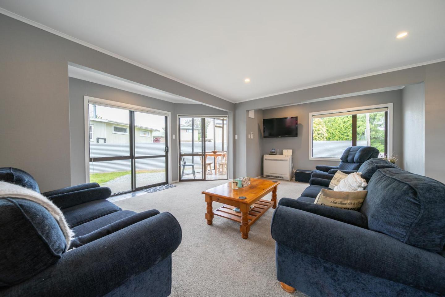 Ferg Escape - Te Anau Holiday Home 5