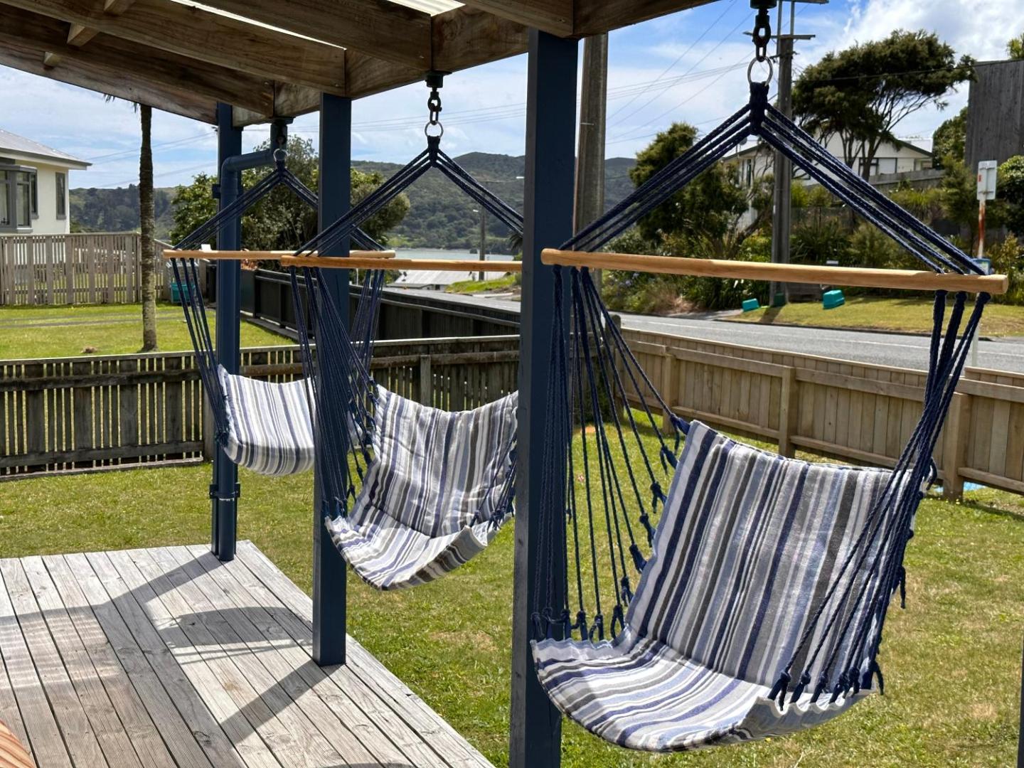 Relaxing Raglan & The Boat House 1