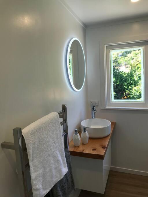 Manuka Cottage Oneroa 4