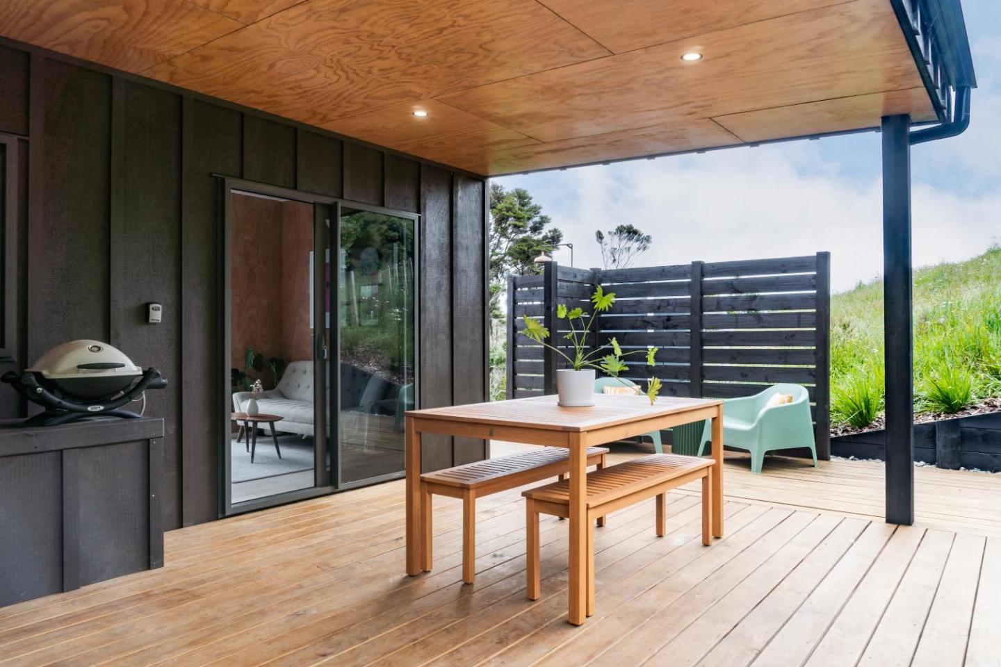 Ngahere Views - Rural Cabin 5 Min Drive To Raglan Township 3