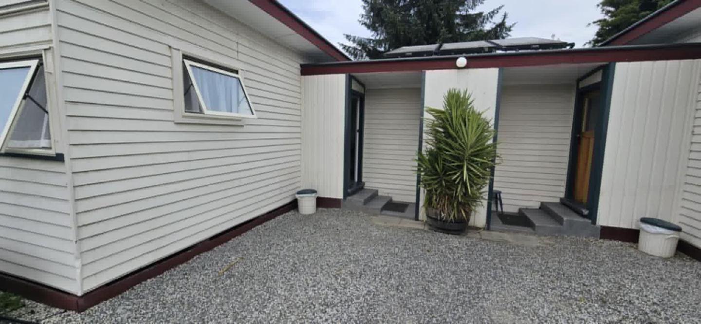 Sunnydays Motel 5