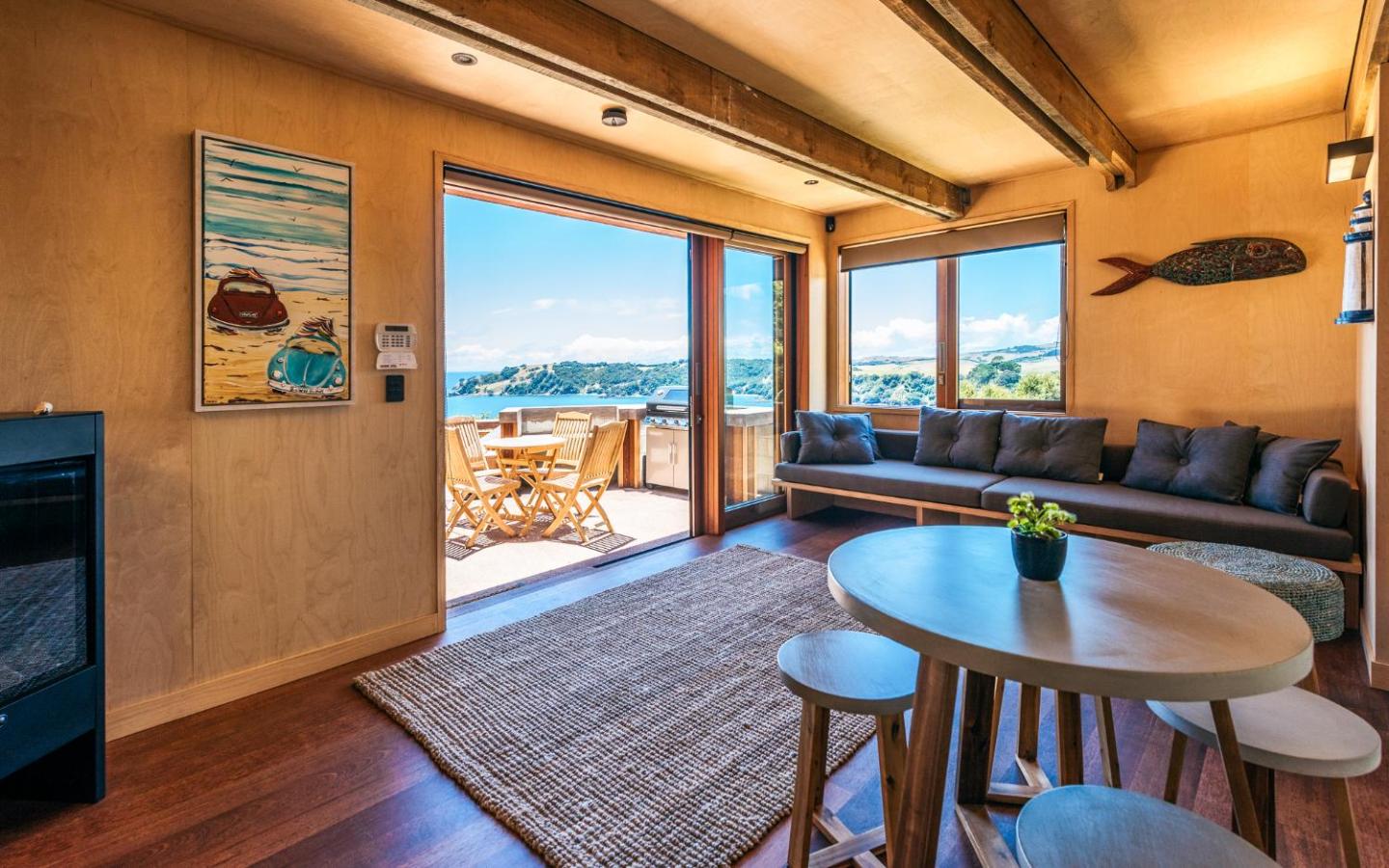 Belle Cove Studio, Spectacular Sea Views - Be My Guest 2