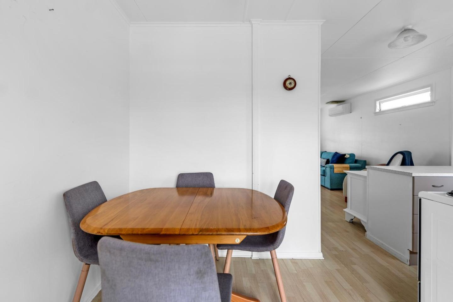 The Blue Cottage - Waihi Beach Holiday Home 4