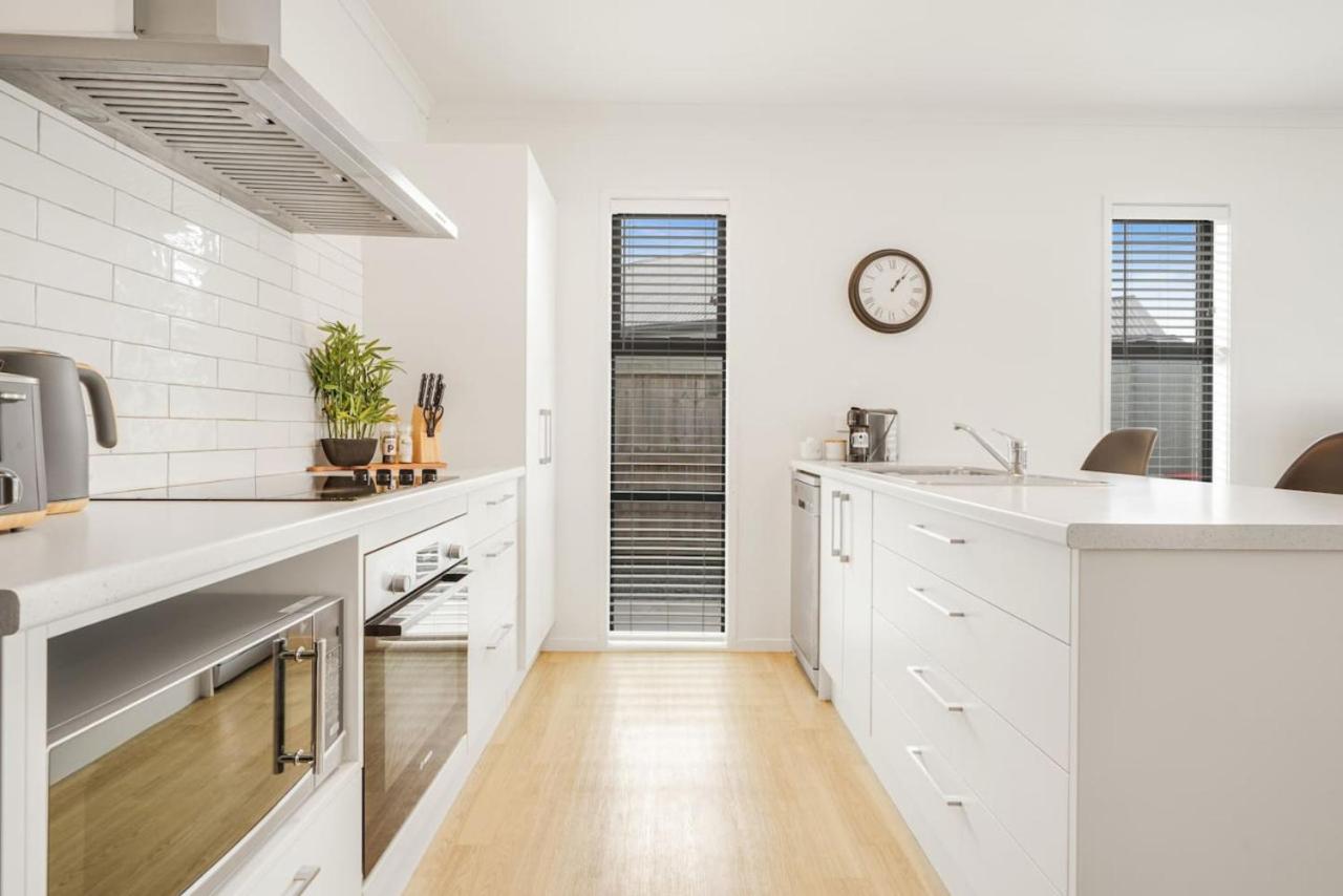 Two Ensuites, Central Hamilton - By Kosh Bnb 2