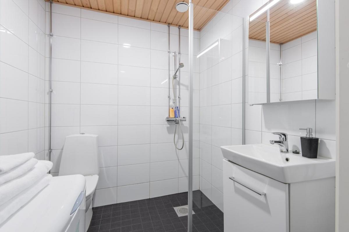 Väinö Apartment 16 5
