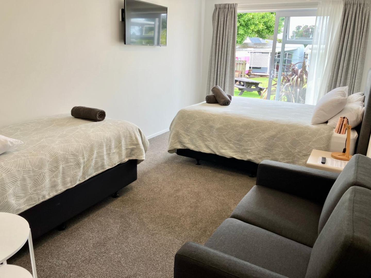 Tripinn Botique Motels & Affordable Accommodation 3