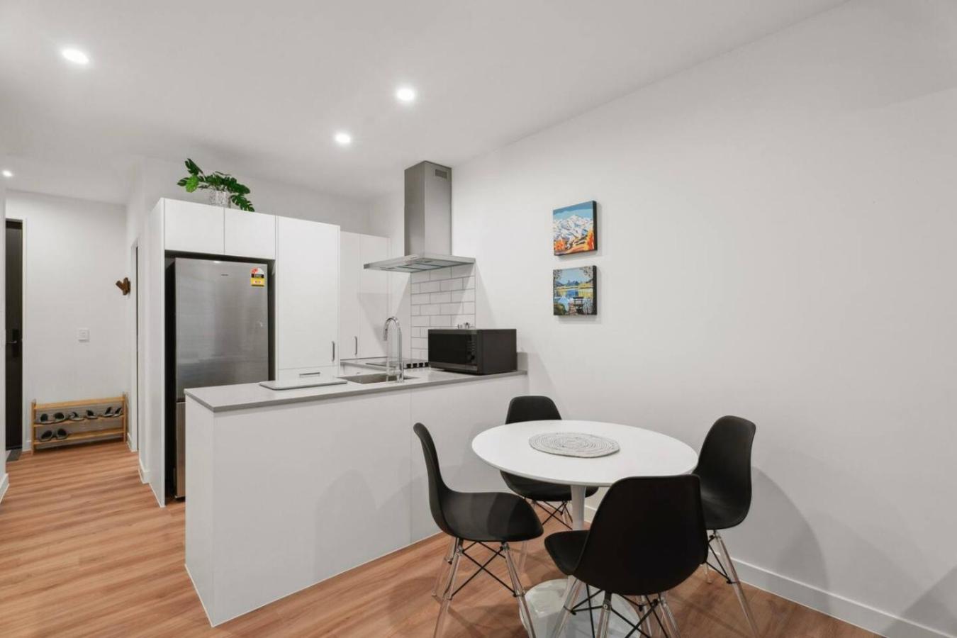 Fantail Retreat - Three Bedroom Townhouse 3