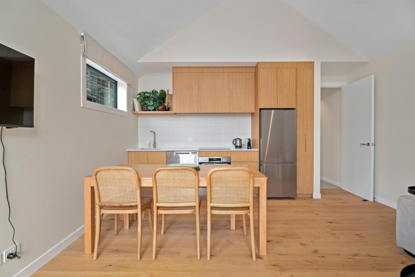 Luxury Unit Located At Base Of The Iconic Remarkables 3