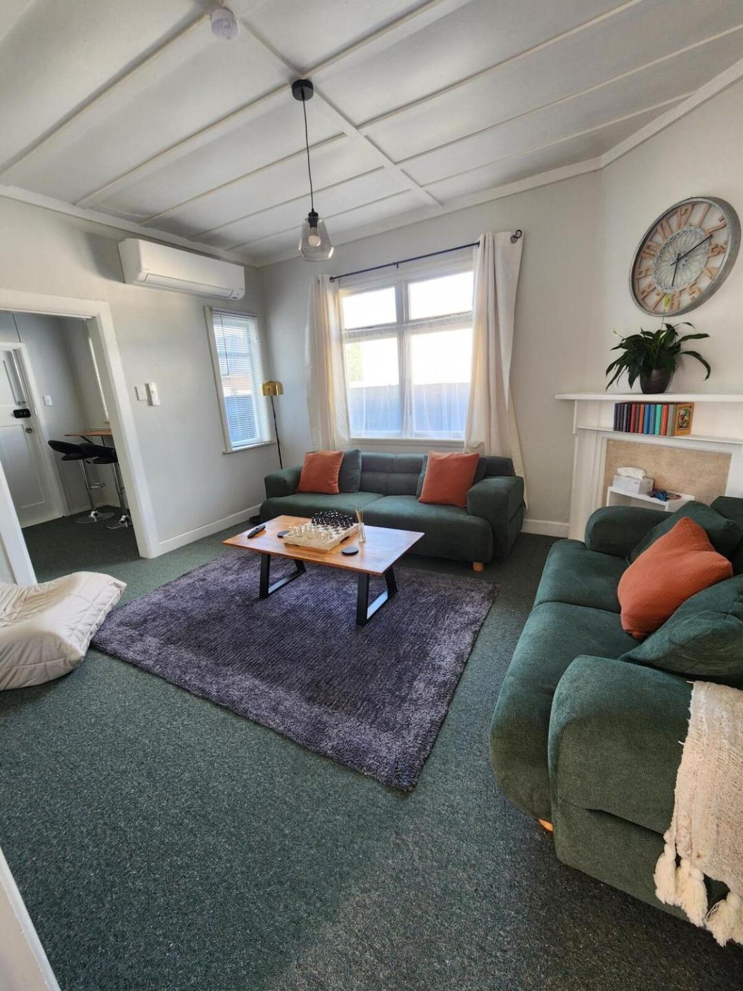 Elegant 3 Bedroom Home, Walking Distance To The Arena 2