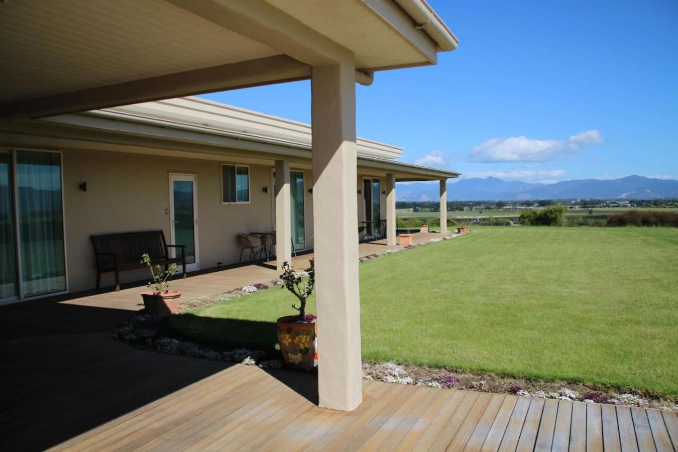 Oceanview Suite In An 6-bedroom Luxury Villa 4