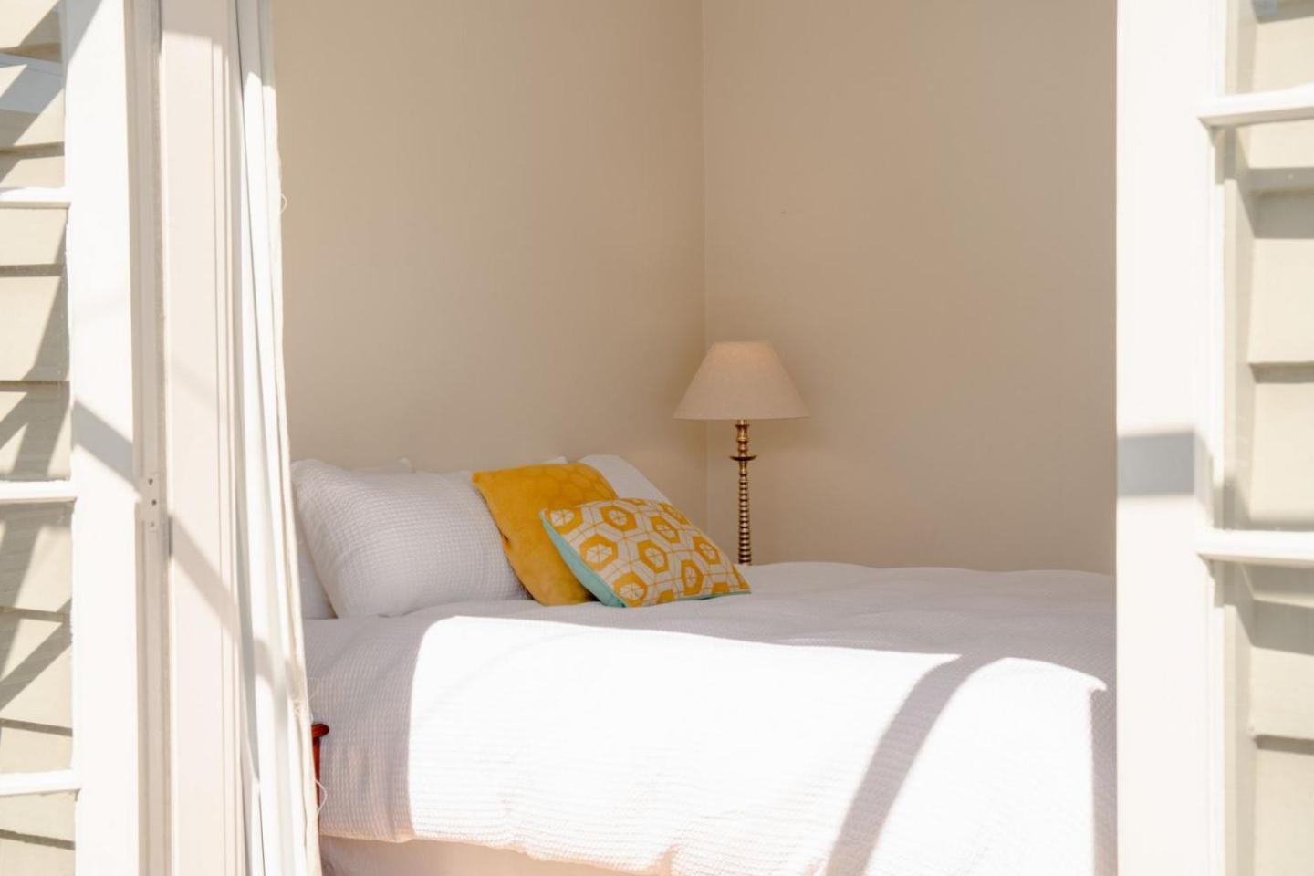 Taimana Beach Front, Surfdale 4