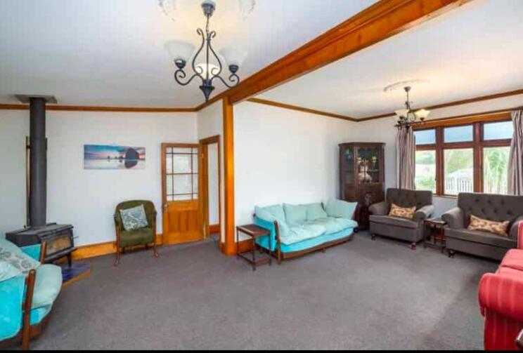 Red Door Cottage On Fox 2