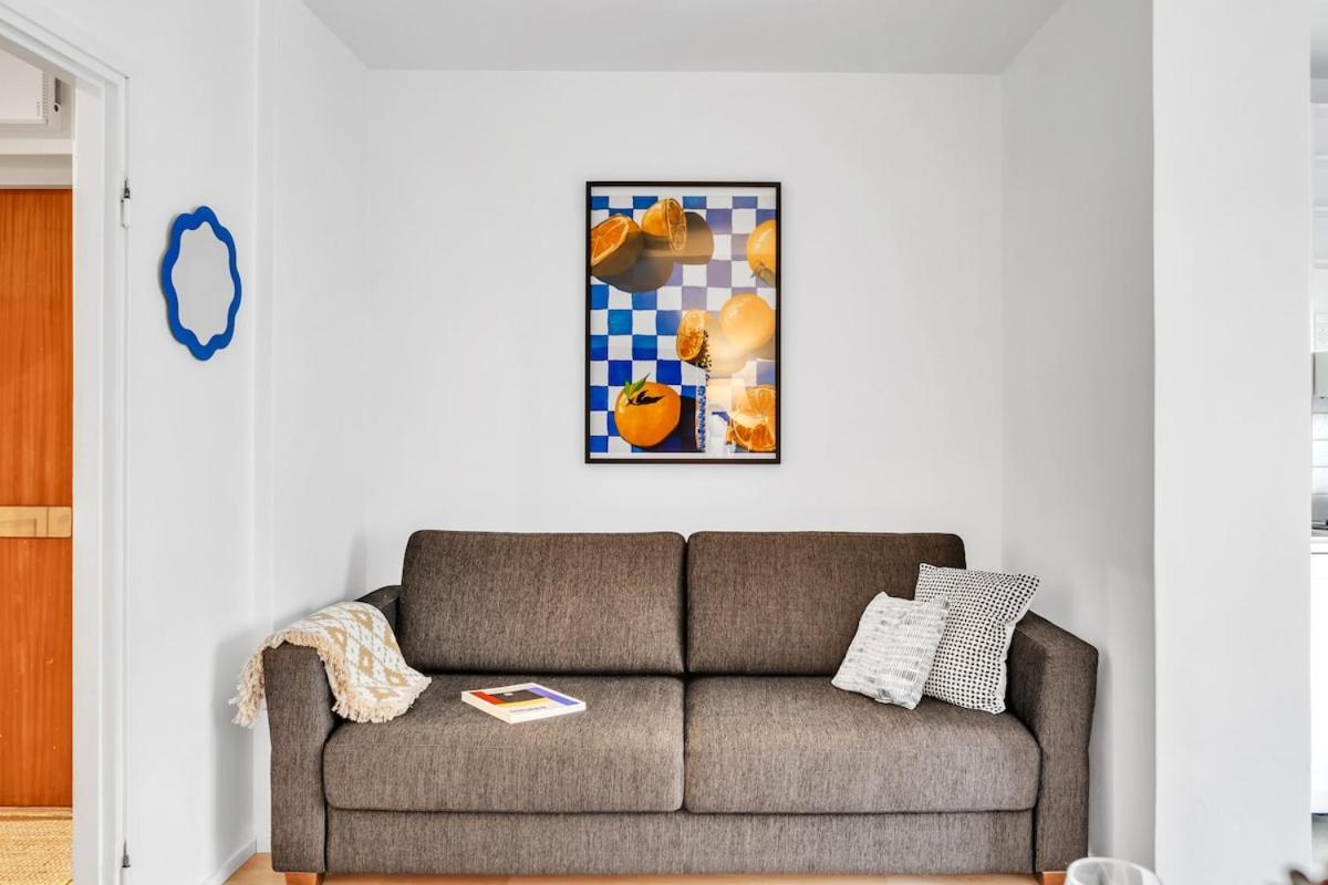 Design District W King Bed, Netflix, Tram And Bus Nearby 3