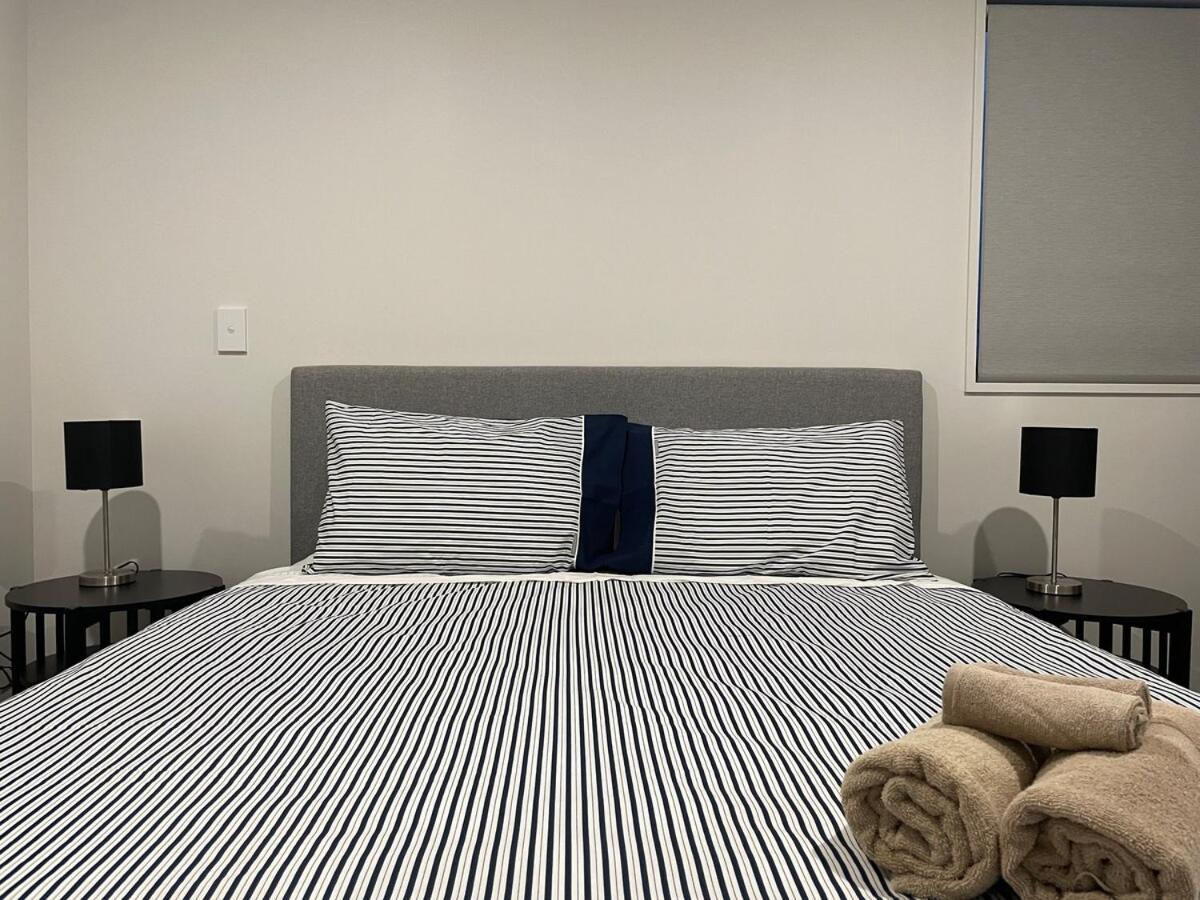 Luxury 2 Bed Near Ara, Stadium And Cbd With Parking 2