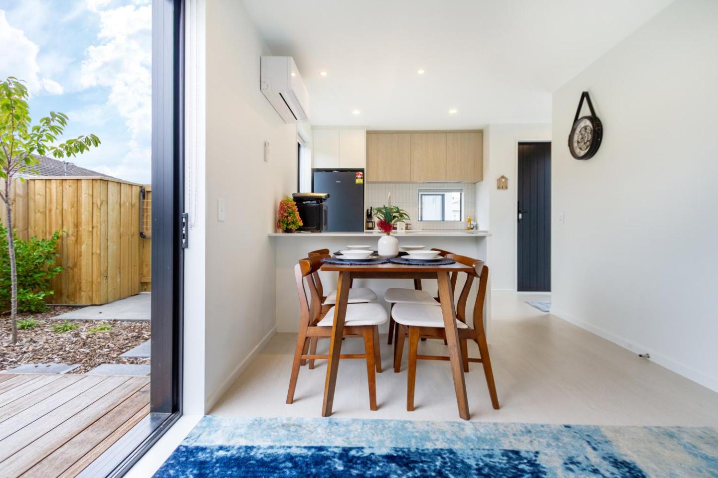 Affordable Comfort 2br With Carpark 2